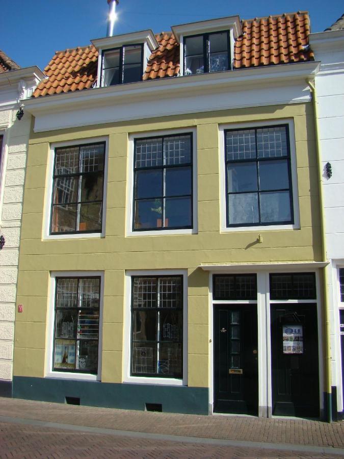 B&B Vierwinden フリシンゲン エクステリア 写真